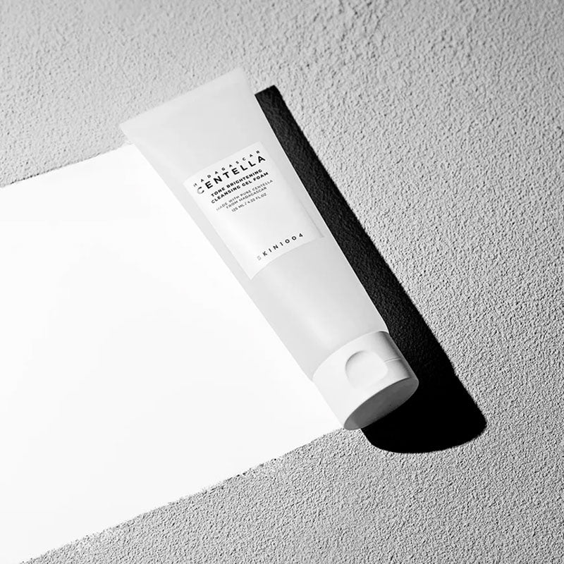 SKIN1004 Madagascar Centella Tone Brightening Cleansing Gel Foam 125ml | Lakinza K - beauty Canada