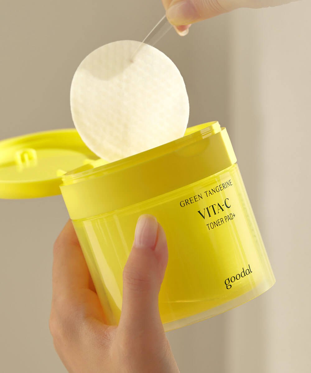 goodal Green Tangerine Vita C Dark Spot Pad 140ml / 70pads K - beauty Canada