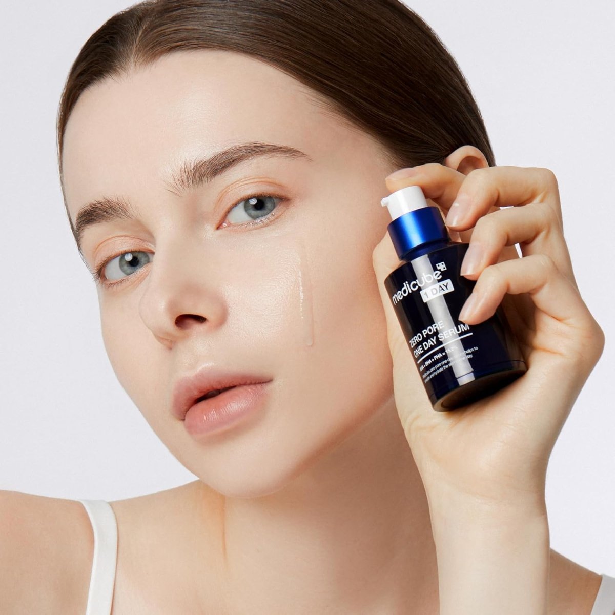 Medicube Zero Pore One Day Serum 30ml | Lakinza K - beauty Canada